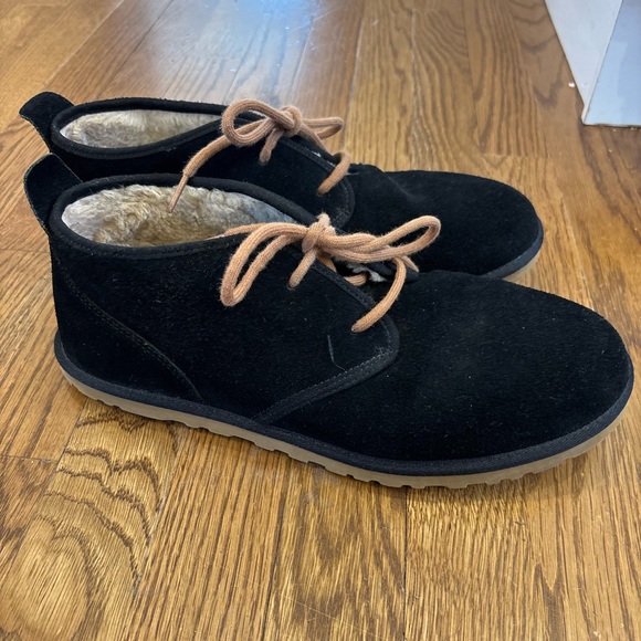 UGG men’s Black Suede Chukka Boots